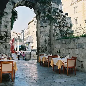Hotel Peristil Split